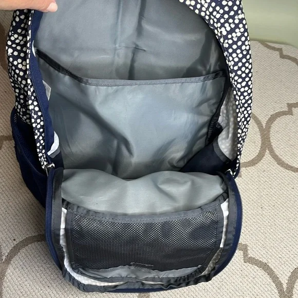 The North Face Wise Guy Backpack, Navy White, Medium Size school bag, hiking - Picture 14 of 17